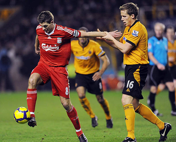 在莱万效力 在莱万效力